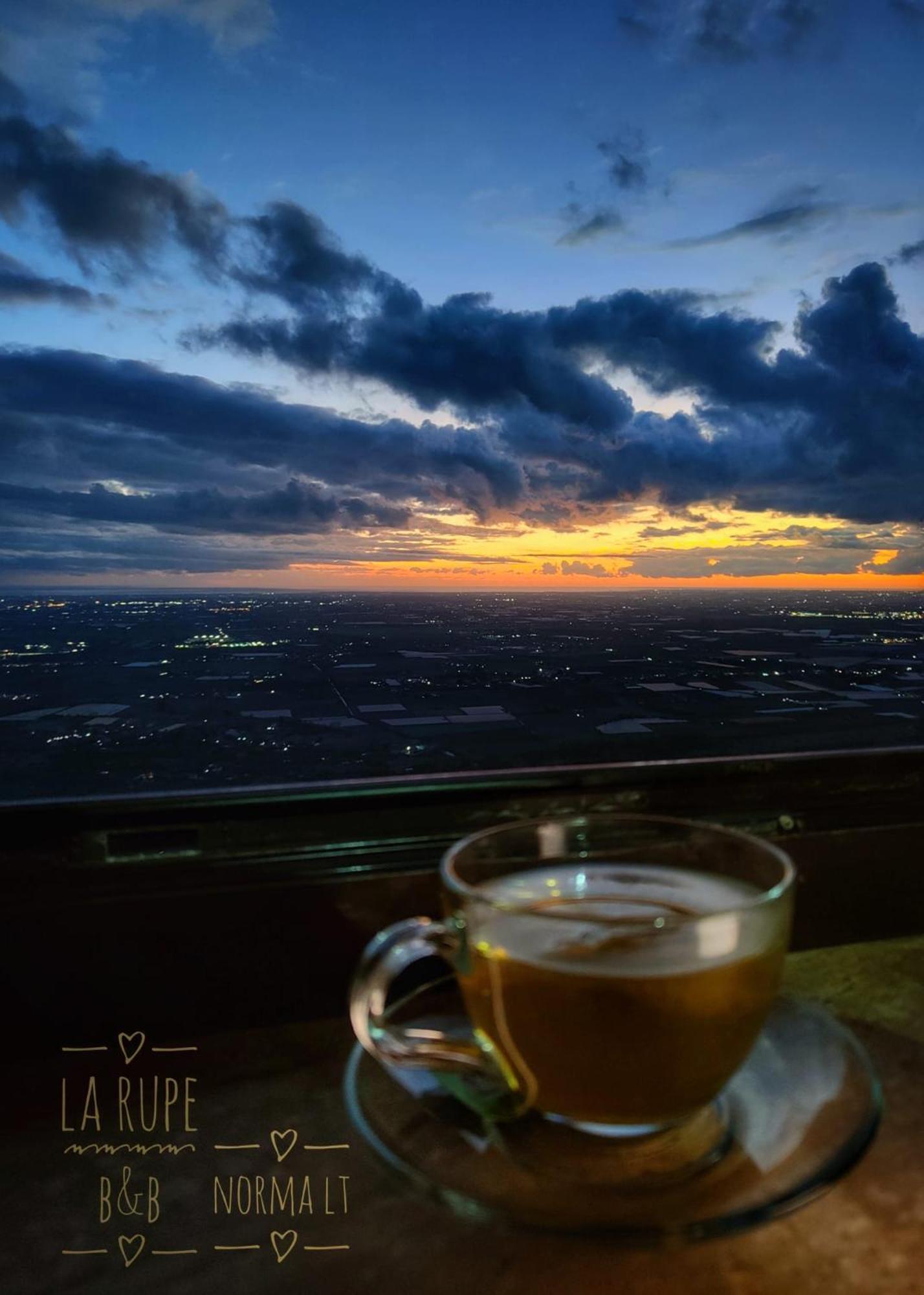 La Rupe Bed And Breakfast 노르마 외부 사진