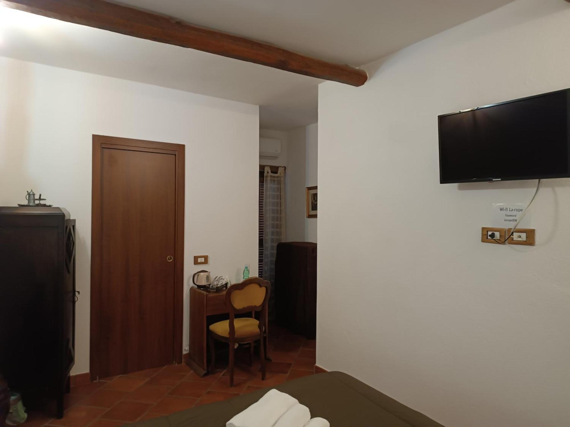 La Rupe Bed And Breakfast 노르마 객실 사진