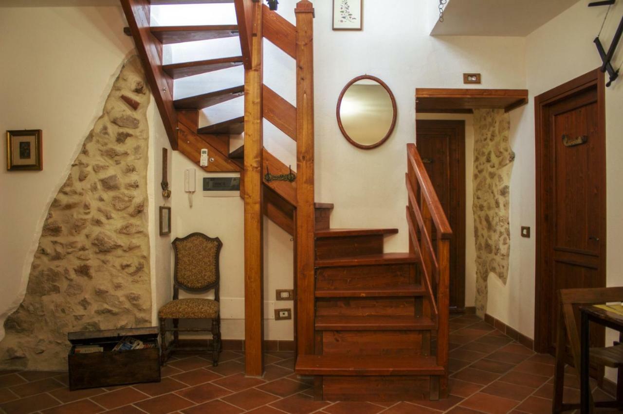 La Rupe Bed And Breakfast 노르마 외부 사진