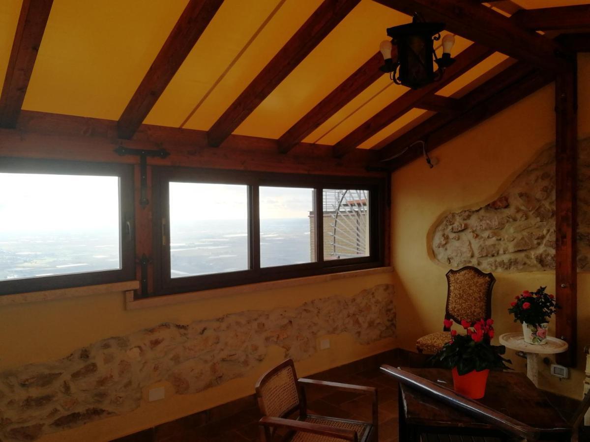 La Rupe Bed And Breakfast 노르마 외부 사진