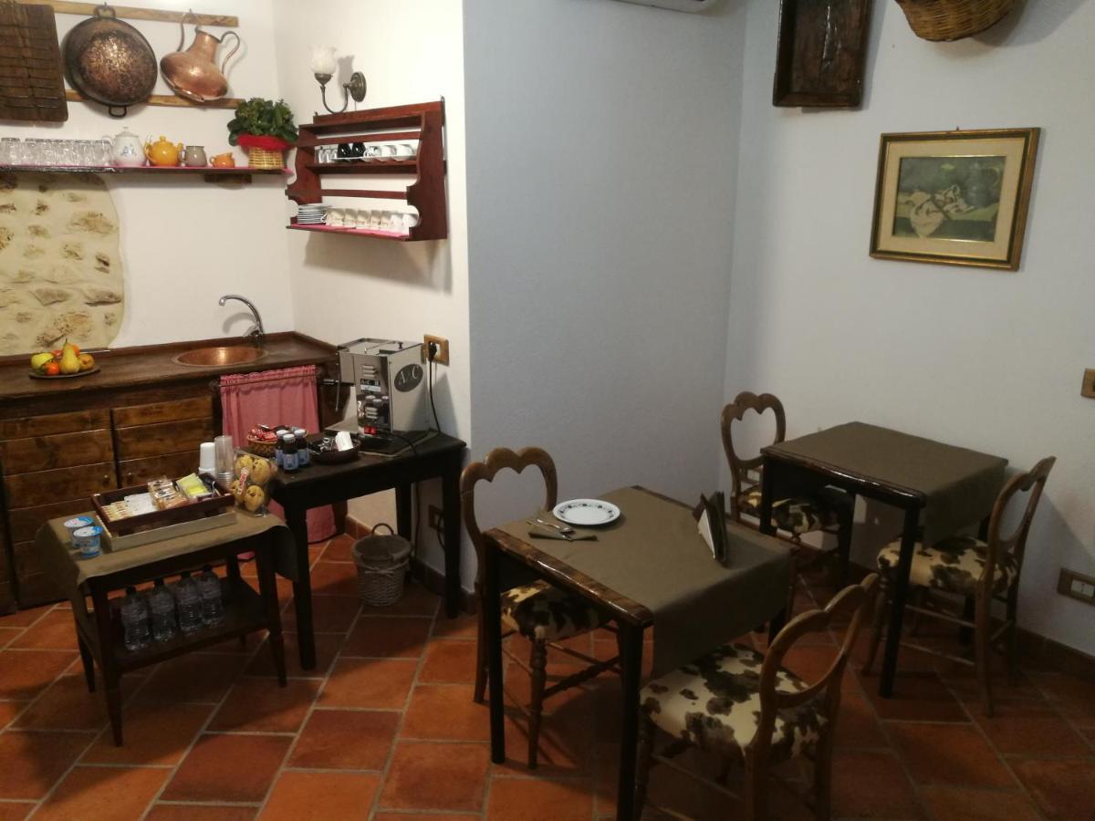 La Rupe Bed And Breakfast 노르마 외부 사진